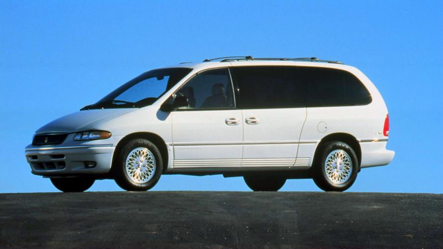  Chrysler Town & Country 1995 года  (фото 10 из 20)